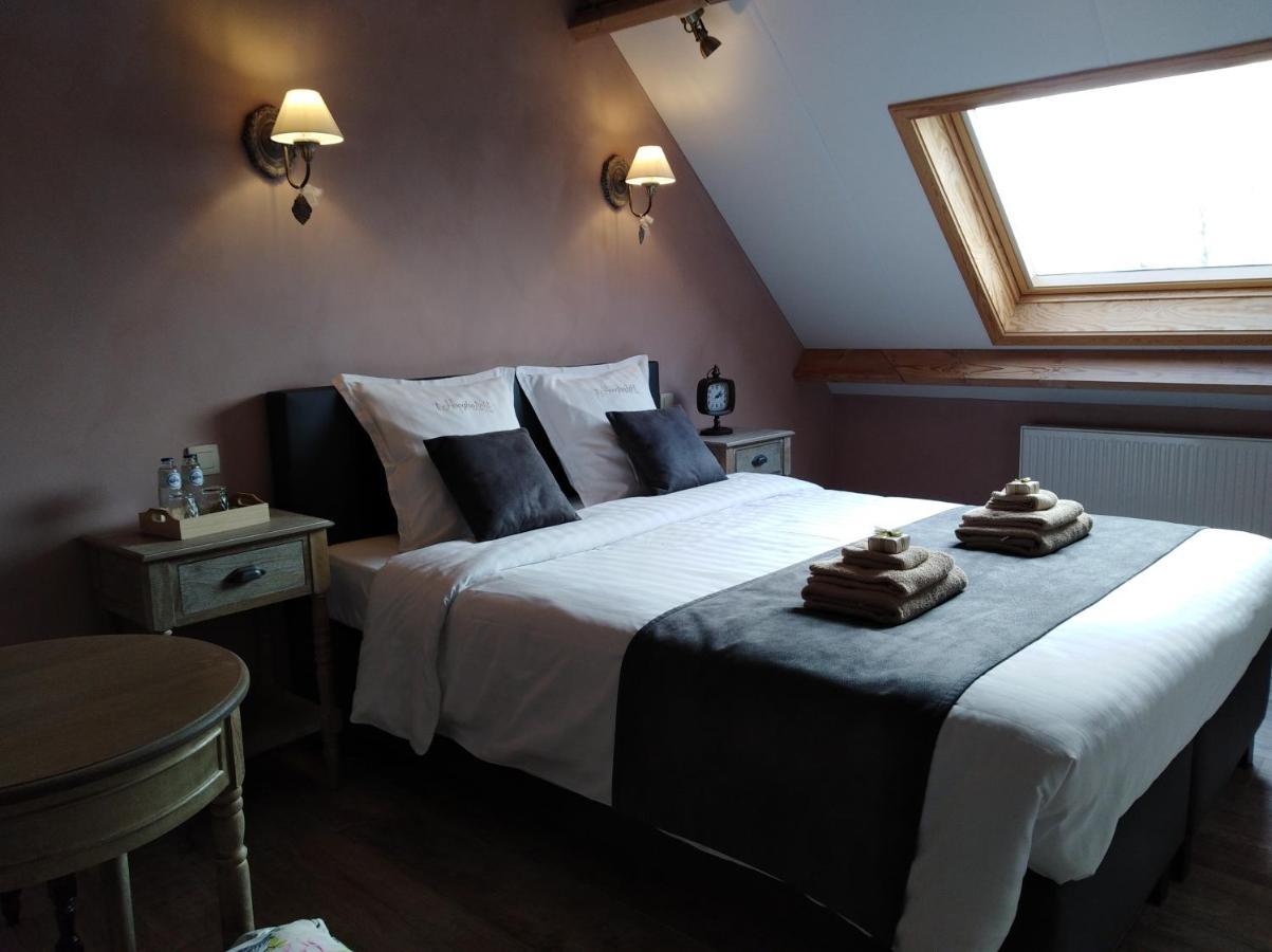 't Hooghe Licht Couette-café 3*